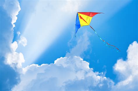 Kites Flying In The Sky Pictures at Kathy Yancey blog