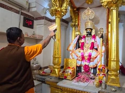 Vasant Panchami was celebrated in Shamlaji | શામળાજીમાં વસંત પંચમીની ...