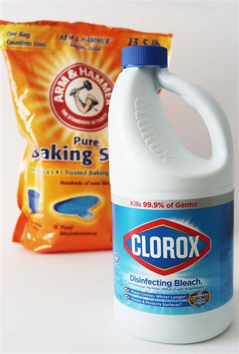 Is it safe to mix baking soda and bleach?