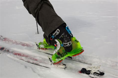 Materialtest | K2 Catamaran | PowderGuide