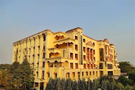 Eastern Academy of Science & Technology Bhubaneswar Campus: Photos ...