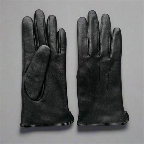 Ladies Black Leather Gloves Cashmere Lining | Perfect Winter Gloves UK ...