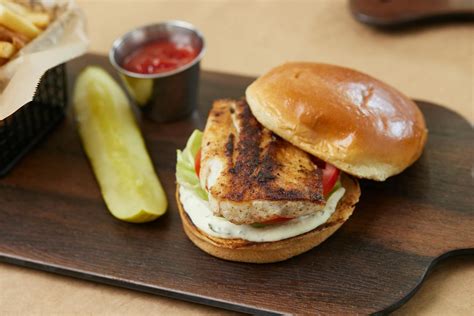 Gallery | Tides | Coastal Restaurant in Virginia Beach, VA