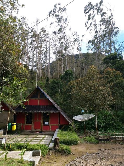 GREEN HILLS VILLA (Ciwidey) - Cottage Reviews & Photos - Tripadvisor