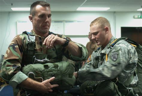 5th QM Co. cross trains with Navy EOD in Sicily | Article | The United ...