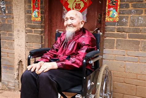 宣威102岁老人最想说的话居然是……_腾讯新闻