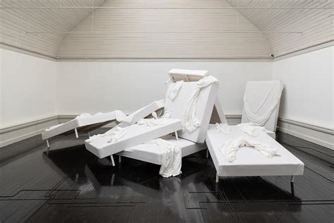 The Paradox Of Art And Artist Explored In An Exhibition Of Unmade Beds ...