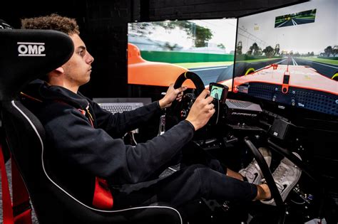 F1 Simulator Racing 的图像结果