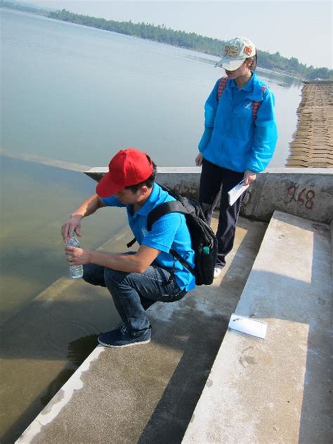 宜章乐昌强化湘粤边界区域合作 协同处置漂浮水葫芦 - 动态 - 新湖南