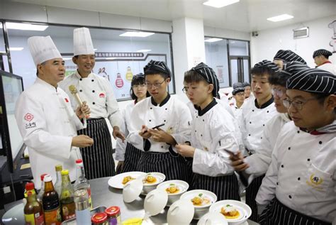 来山西新东方学厨师，毕业后到北上广就业 - 滚动 - 华夏小康网