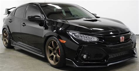 Honda Civic Type-R in Black - Mid Size Sedan