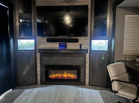 Fireside Chats 的图像结果