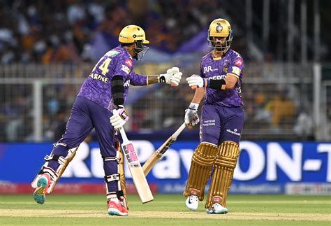 'Kuch bolunga toh bawal ho jayega': Rahane hints KKR pitch controversy ...