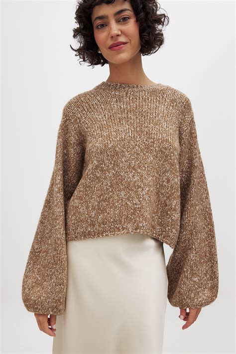 Knitted Open Back Balloon Sleeve Sweater Brown | NA-KD