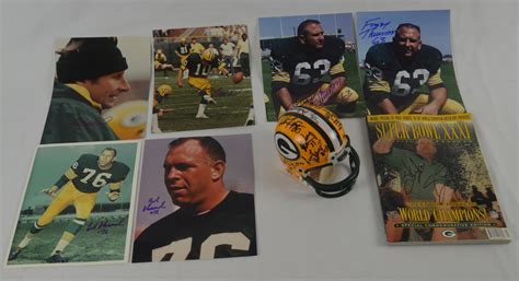 Lot Detail - Green Bay Packers Autograph Collection w/1996 Team Signed ...