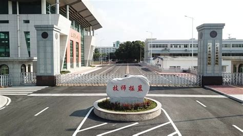 海南省技师学院（海南省高级技工学校）-首页-学院要闻海南省技师学院（海南省高级技工学校）-海南省技师学院举办2019年职业教育活动周系列活动