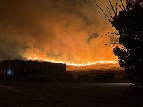 Madre Fire in California explodes to nearly 80,000 acres - ABC News