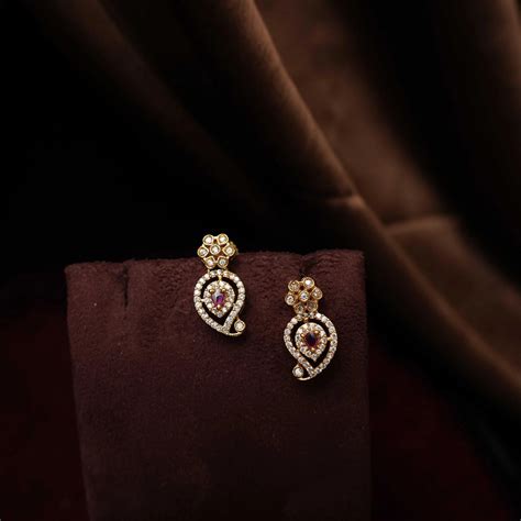 Antique Necklace | Rimli.in