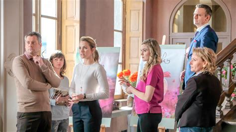 Love Blossoms (2017) - Backdrops — The Movie Database (TMDB)