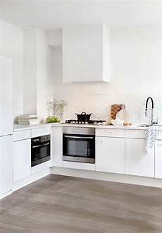Minimalist Kitchen Design Ideas by 37 Functional Minimalist Kitchen Design Ideas Digsdigs Minimalist Kitchen Design Ideas