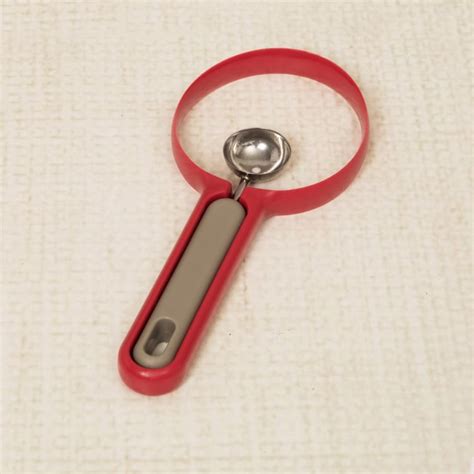 Buy Polypropelyne Two In One Melon Scoop from Home Centre at just INR 199.0