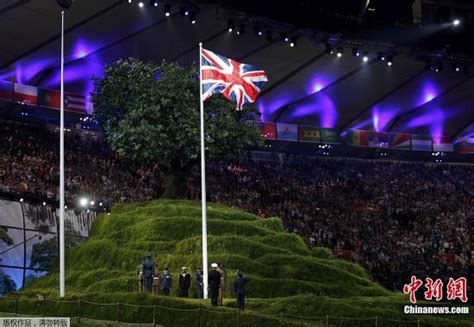 伦敦奥运开幕式惊喜迭出 英式幽默令人忍俊不禁_奥运_新浪体育