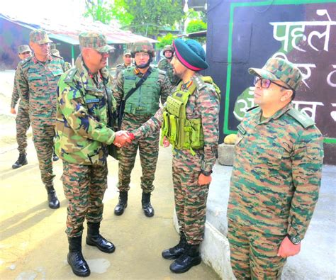 GOC White Knight Corps reviews operational preparedness in J-K’s Akhnoor
