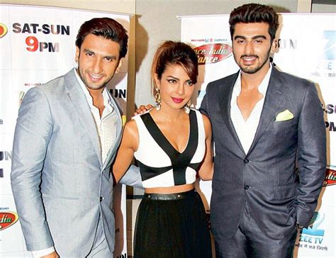 Priyanka, Ranveer, Arjun take the college trail to promote Gunday ...