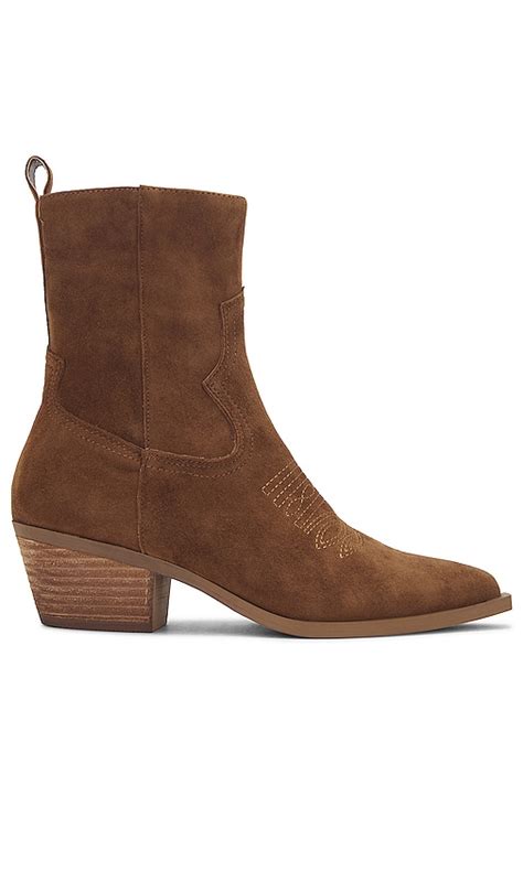 Steve Madden Kendal Bootie in Chestnut Suede | REVOLVE