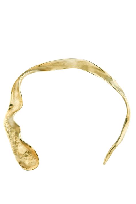 Let swirling seaweeds wrap around your wrist...Sirena! - Manifest Design