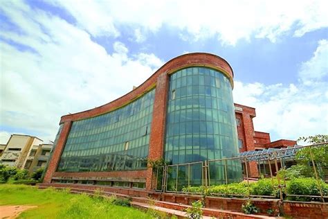 Anand Polytechnic College Agra Campus: Photos, Virtual Tour