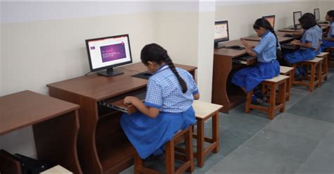 Computer Programming Trade School 的图像结果