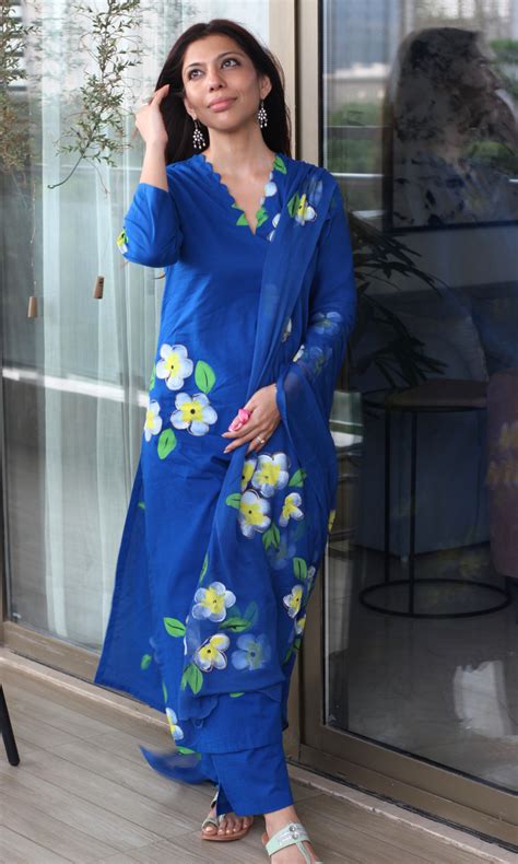 Best Sellers – Baareeki