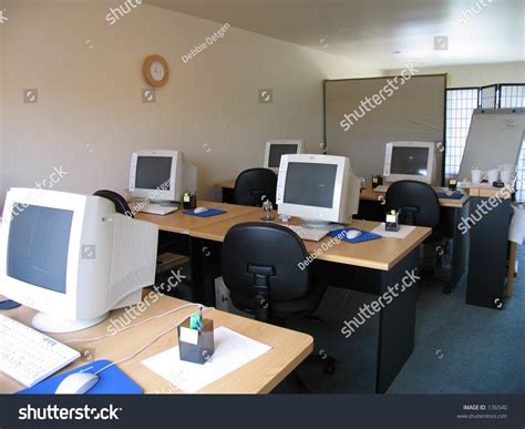 Computer Trenning Room 的图像结果