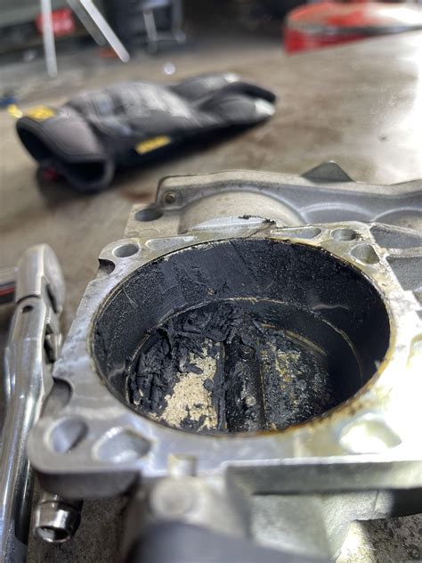 C/S “I’m giving it gas but it’s barely going” : r/Justrolledintotheshop
