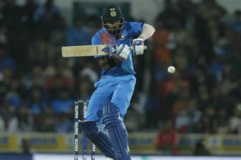 Lokesh Rahul And Suresh Raina Send The Irish Fielders Scampering