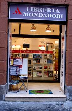 libreria mondadori a roma bibliopolis il della libreria mondadori di roma libreria mondadori a roma bibliopolis il della libreria mondadori di roma