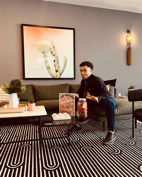 Aspire Park Central | 🎉🧸 GUESS & WIN! 🧸🎉 How many gummy bears are in ...