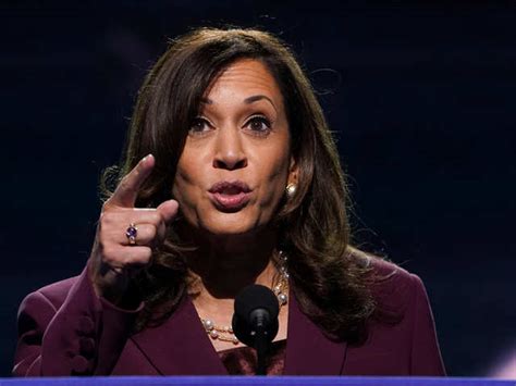 Barack and Michelle Obama - US Democratic Convention Day 3: Kamala ...