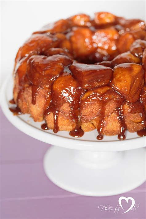 Cafe Chocolada: Pillsbury Grands! Monkey Bread