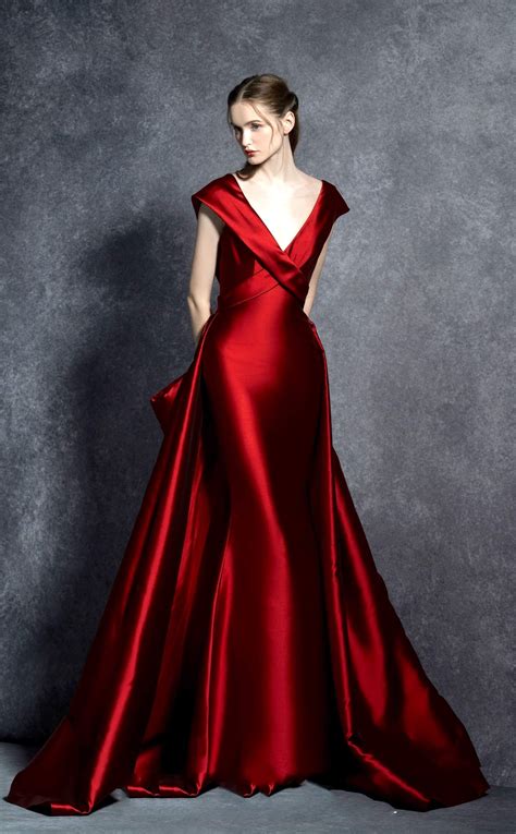 Pin by Мария Шиенкова ♦️ Фотограф | С on Лук на зиму | Fashion dresses ...