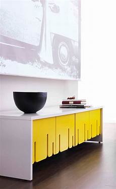 mobile per tv ikea arredare con un tocco di ironia o con un po di colore mobile per tv ikea arredare con un tocco di ironia o con un po di colore