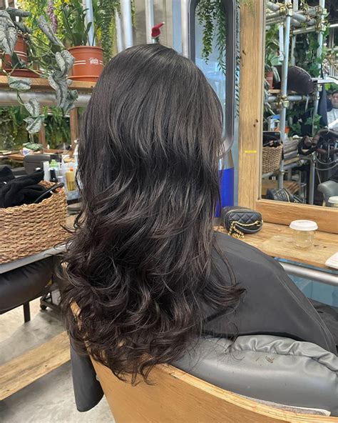 35 Amazing Flat Iron Hairstyles In 2023 - Hood MWR