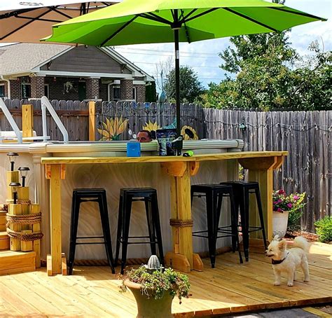 Pool bar | Pool patio designs, Backyard pool, Swimming pools backyard