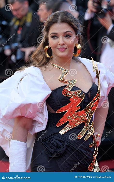 Aishwarya Rai Bachchan editorial image. Image of celebrities - 319963245