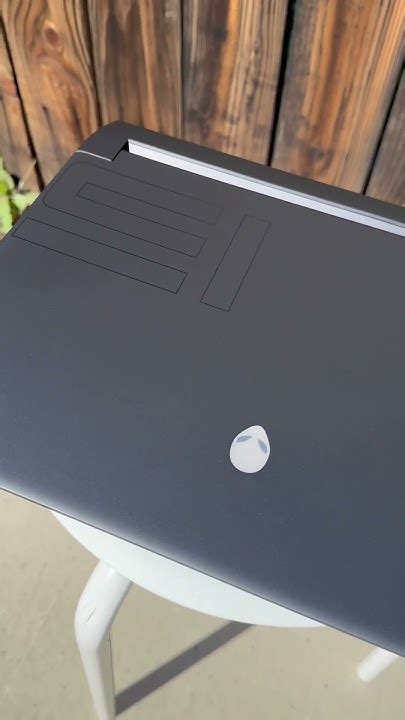 Alienware M15 R3 Unboxing in Hindi 的图像结果