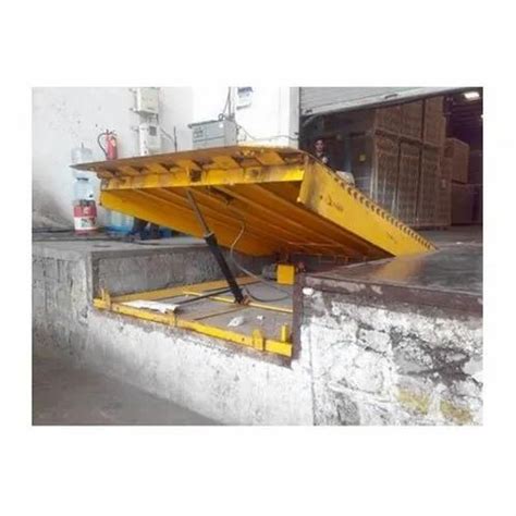 Hydraulic Dock Leveler - Mobile Dock Leveller Manufacturer from Boisar