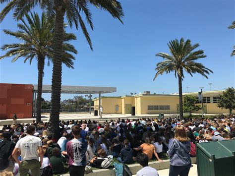 Mira Costa High School, in Manhattan Beach, kicks off school year with ...