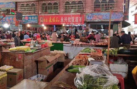 北京开卖补贴猪肉 每斤价格下调2.5元(图)_法治快讯_南方网