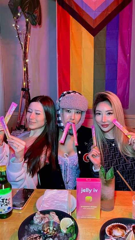 Sᕼᗩ ㅅㅑ | ʜᴏʟᴅɪɴɢ ʜᴇʀ ʜᴀɴᴅ ꜰɪʀsᴛ, ʟᴇᴅ ᴛᴏ ᴍᴏʀᴇ ᴏᴘᴘᴏʀᴛᴜɴɪᴛɪᴇs(^‿^ ) | Instagram